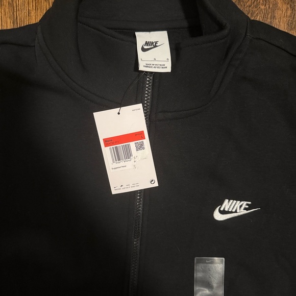 Nike Men's Black Zip-Up Sweater - Picture 2 of 3